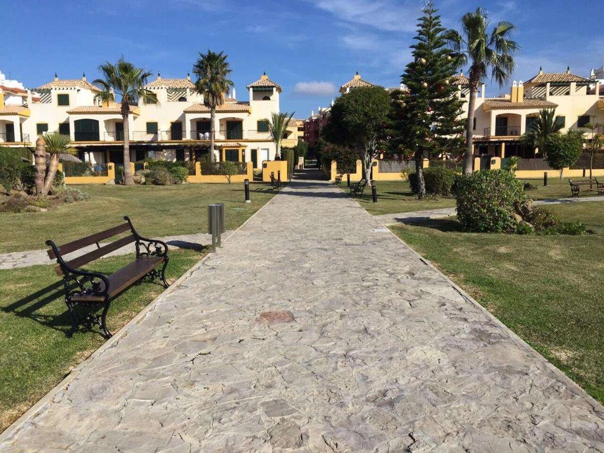 Atlanterra Bajo. Salida Directa. Urbanizacion De Lujo. Piscinas Canchas Padel. Wifi Y A/A Zahara de los Atunes Exterior photo